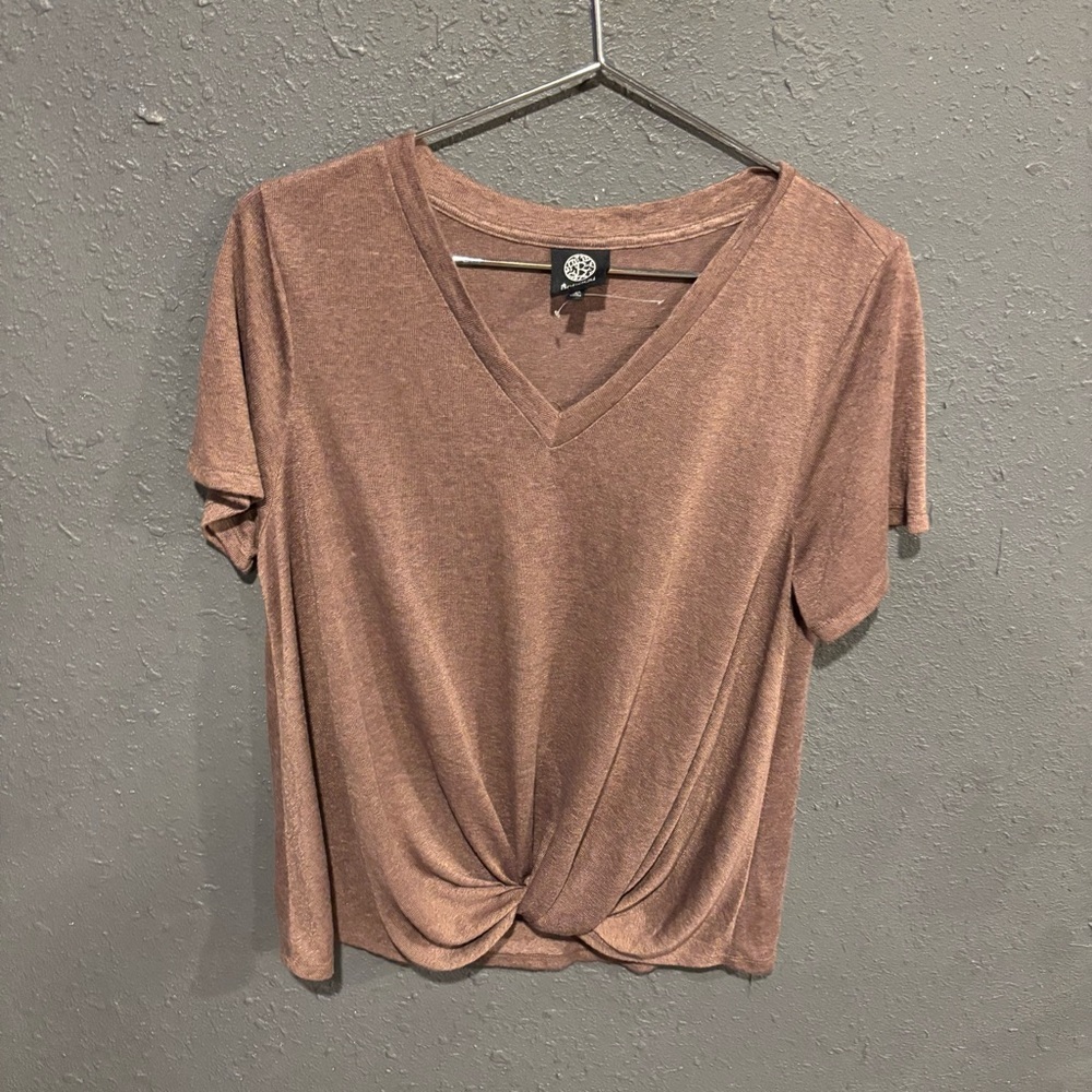 Bobeau Copper V-Neck Twist Front Tee